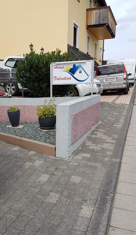 Haus Valentina Apartment Waldsolms Luaran gambar